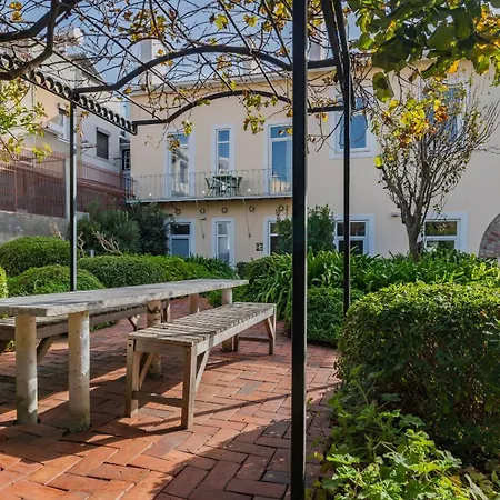 Apartment Hidden Graca Garden By Lovelystay *