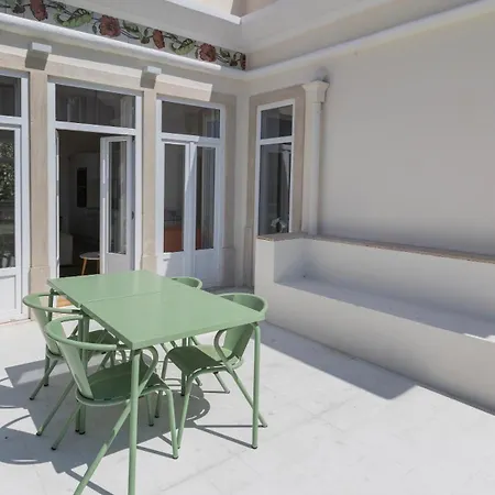 Apartment Hidden Graca Garden By Lovelystay